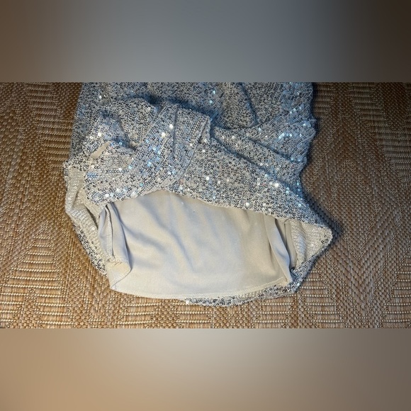 Crystal Sky Women's Silver Sequin Sparkle Spaghetti Strap V Neck Dress,Size M - Picture 10 of 12